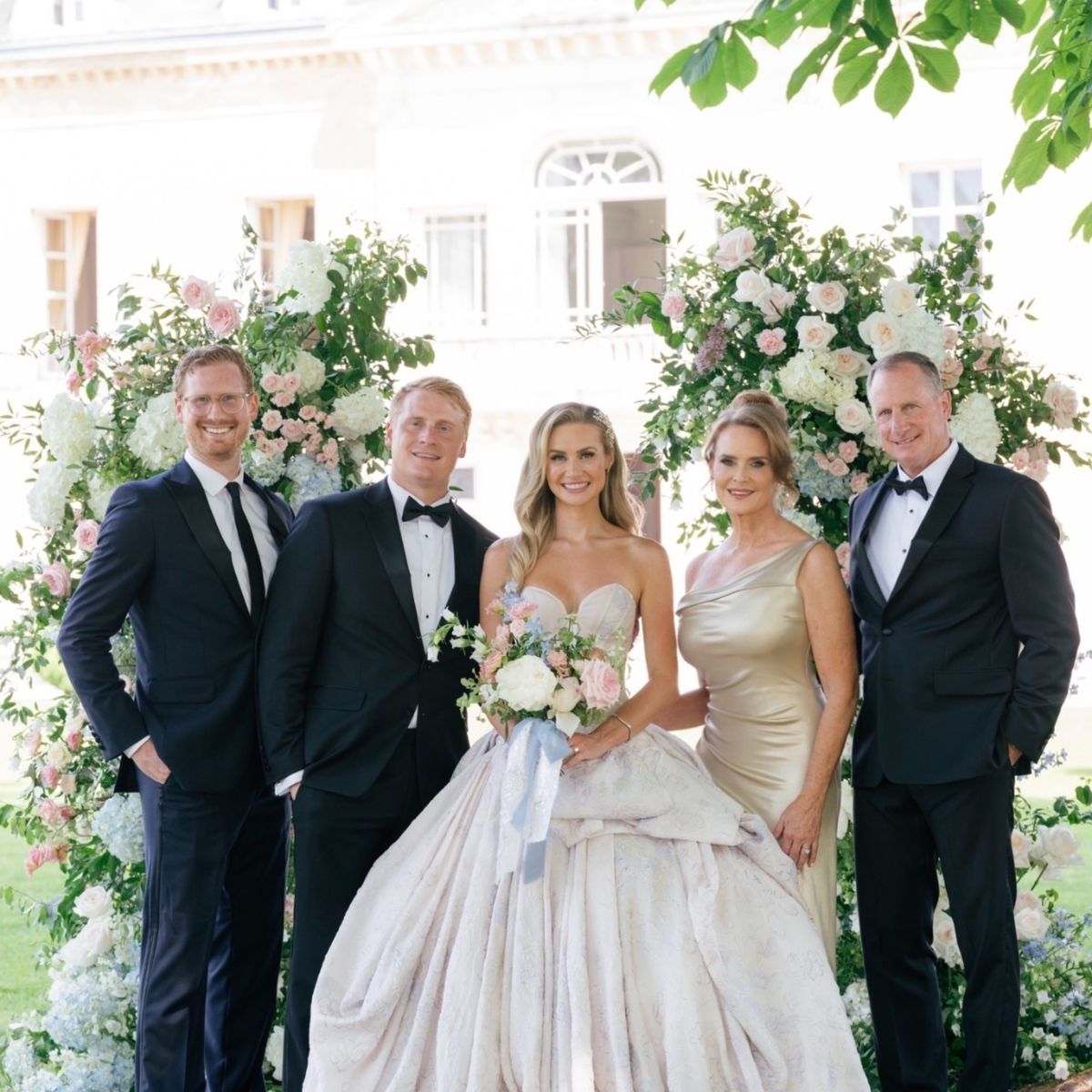 Mike Thompson with his family